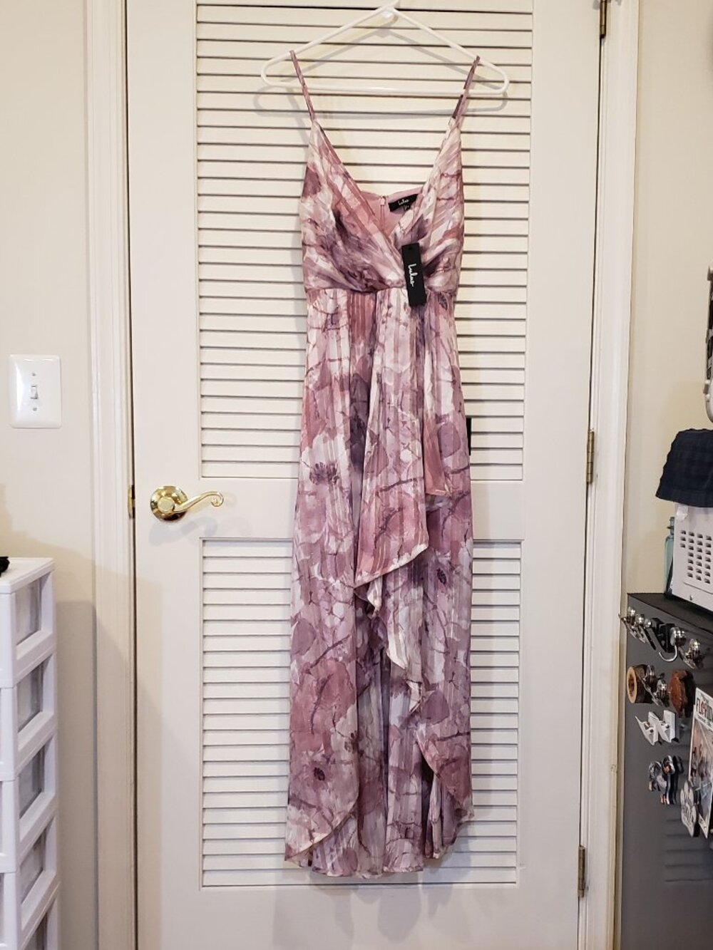 Lulus Women's "An Enchanting Dream" multi print maxi dress Size Small NWT